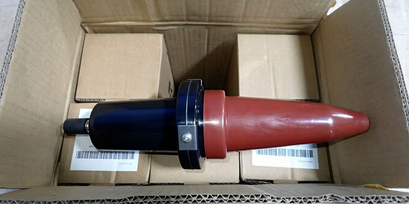 Deep Dive into the "Throat" of 35kV Power Systems: Understanding the 600A Deadbreak Apparatus Bushing